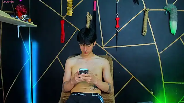 MillersKink online show from January 31, 11:35 pm