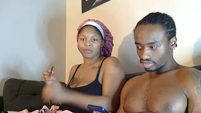 Snapshot of exotic__couple chatting on January 16, 4:17 am exotic couple online show from January 16, 4:17 am