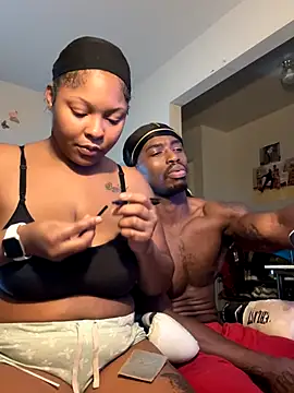 Snapshot of exotic__couple chatting on September 25, 4:05 am exotic couple online show from September 25, 4:05 am