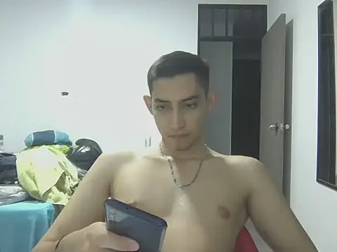 Snapshot of Juan_Vas chatting on April 16, 3:07 am Juan Vas online show from April 16, 3:07 am