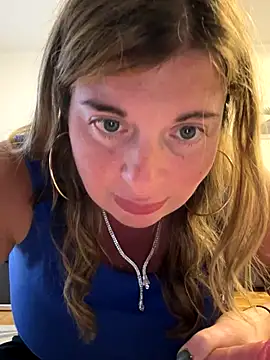 Lombada online show from October 27, 1:48 pm