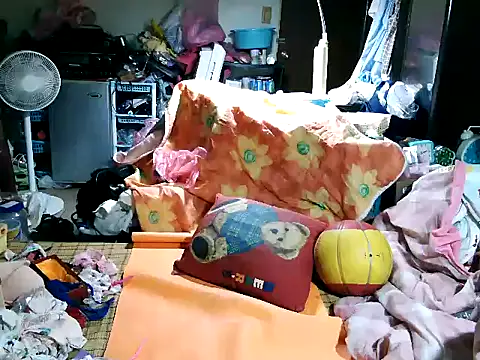 Snapshot of jamescheng27390 chatting on September 9, 6:35 am jamescheng27390 online show from September 9, 6:35 am