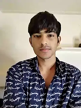Snapshot of kingkartik7 chatting on January 7, 2:42 am kingkartik7 online show from January 7, 2:42 am