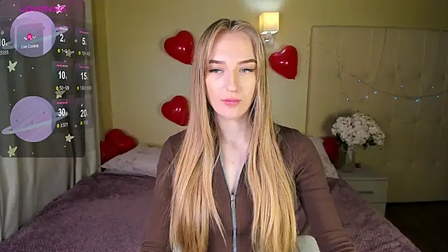 Snapshot of Stacy_River chatting on February 18, 8:16 am Stacy River online show from February 18, 8:16 am