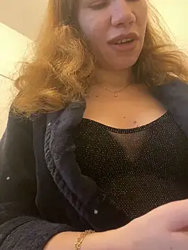 EvaRush online show from December 6, 9:10 am