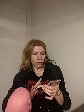 EvaRush online show from December 17, 9:54 pm