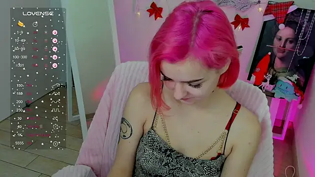 Snapshot of Fire_Bestie chatting on December 28, 8:05 am Fire Bestie online show from December 28, 8:05 am