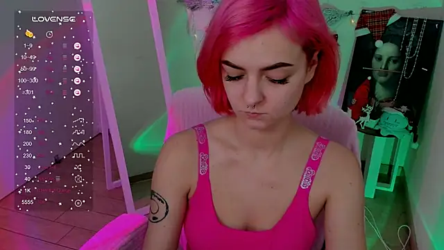 Snapshot of Fire_Bestie chatting on December 30, 1:58 pm Fire Bestie online show from December 30, 1:58 pm