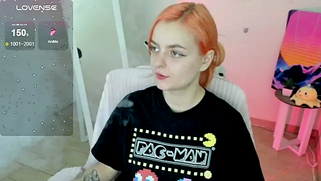 Snapshot of Fire_Bestie chatting on October 10, 12:59 pm Fire Bestie online show from October 10, 12:59 pm