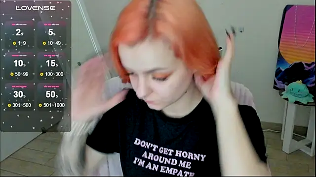 Snapshot of Fire_Bestie chatting on November 10, 1:54 pm Fire Bestie online show from November 10, 1:54 pm