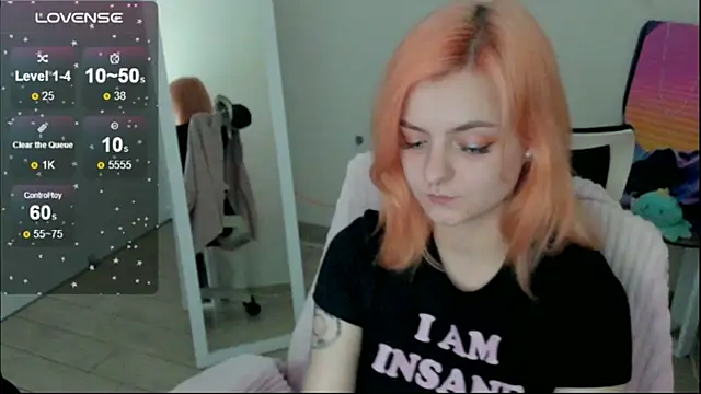 Snapshot of Fire_Bestie chatting on November 14, 3:44 pm Fire Bestie online show from November 14, 3:44 pm