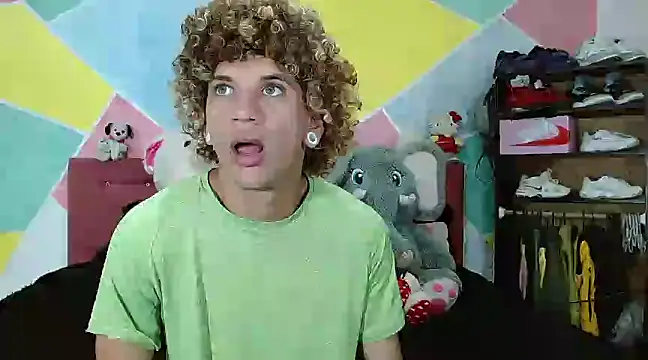 tylor boy online show from January 8, 6:09 pm