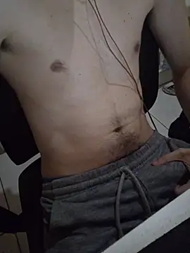 Snapshot of OliverWtdh chatting on March 30, 5:47 pm OliverWtdh online show from March 30, 5:47 pm