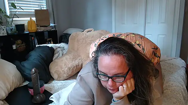 LauLauPAWG online show from October 29, 3:36 pm