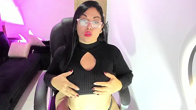 jessicarabbit 1 online show from September 20, 11:39 pm