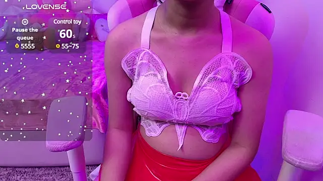 Snapshot of YourKusu chatting on January 30, 8:31 pm YourKusu online show from January 30, 8:31 pm