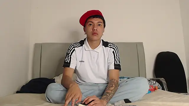 alex-lover online show from February 11, 2:49 am