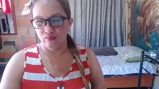 mom son dirty online show from July 8, 1:48 pm