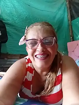mom son dirty online show from August 4, 7:49 pm