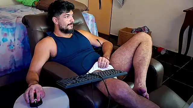 Snapshot of LUH133 chatting on February 7, 5:16 pm LUH133 online show from February 7, 5:16 pm