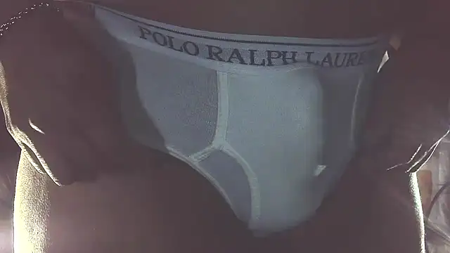 Snapshot of briefsguy4life@xh chatting on November 18, 3:49 pm briefsguy4lifexh online show from November 18, 3:49 pm