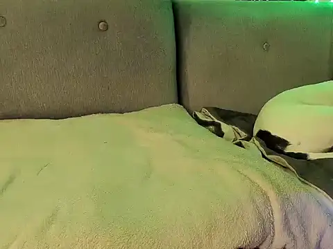 jonhcarrie online show from October 30, 1:40 am