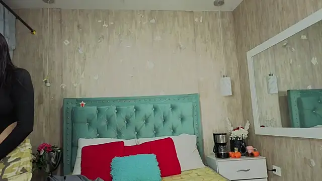 Snapshot of Marcelaa_fox chatting on February 11, 7:30 pm Marcelaa fox online show from February 11, 7:30 pm