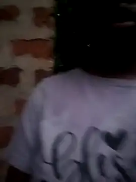 Snapshot of Sassy_boobs21 chatting on February 19, 3:57 am Sassy boobs21 online show from February 19, 3:57 am