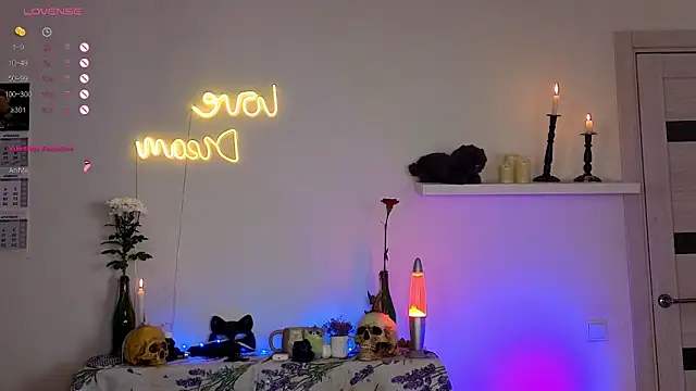  yourFoxy  online show from November 29, 3:48 pm