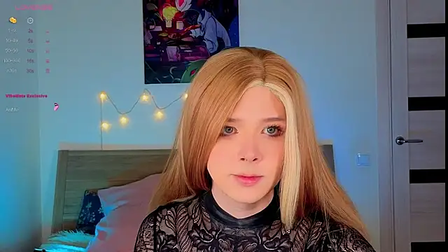 Snapshot of _yourFoxy_ chatting on January 19, 4:11 pm yourFoxy online show from January 19, 4:11 pm