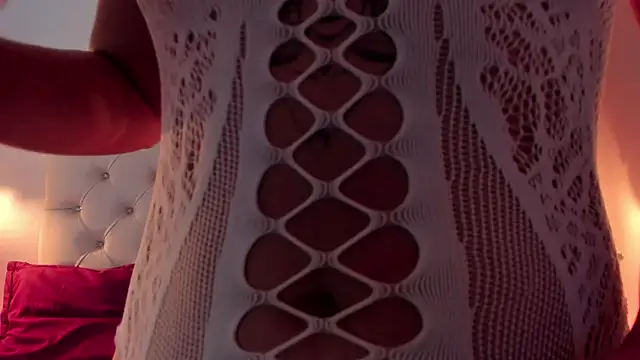 Isabella Flowers online show from November 25, 7:14 pm