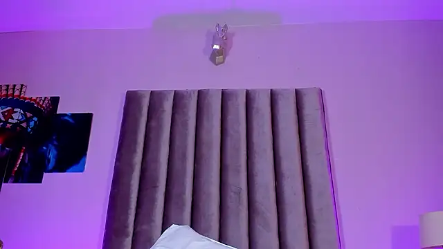 Snapshot of Isabella_Flowers chatting on March 21, 9:03 am Isabella Flowers online show from March 21, 9:03 am