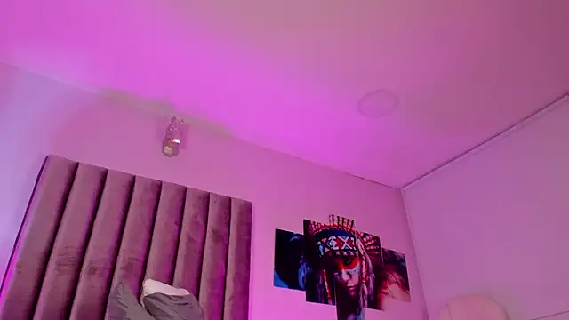 Snapshot of Isabella_Flowers chatting on July 7, 6:47 am Isabella Flowers online show from July 7, 6:47 am