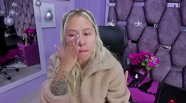 ConstansBlonde online show from December 27, 1:28 pm