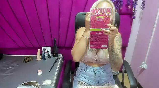 ConstansBlonde online show from March 14, 1:57 pm