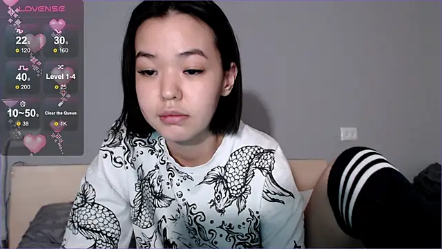 osaka nia online show from January 27, 5:04 pm