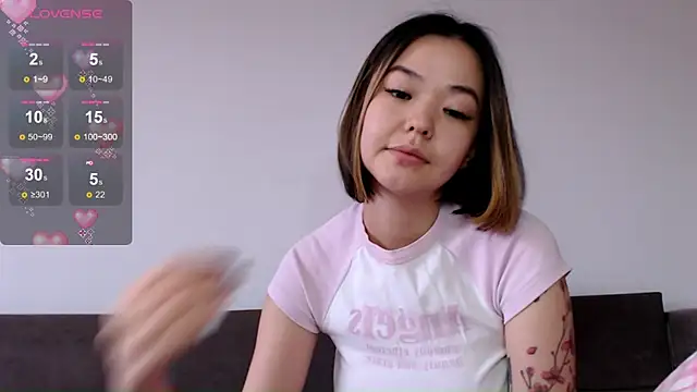 osaka nia online show from September 10, 11:32 am