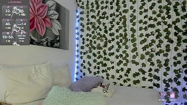 Snapshot of daren_paulina chatting on February 25, 2:44 pm daren paulina online show from February 25, 2:44 pm