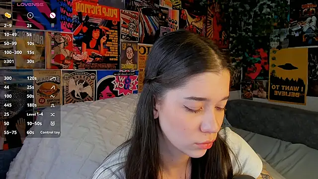 Snapshot of Butterflys1268 chatting on March 1, 11:47 pm Butterflys1268 online show from March 1, 11:47 pm