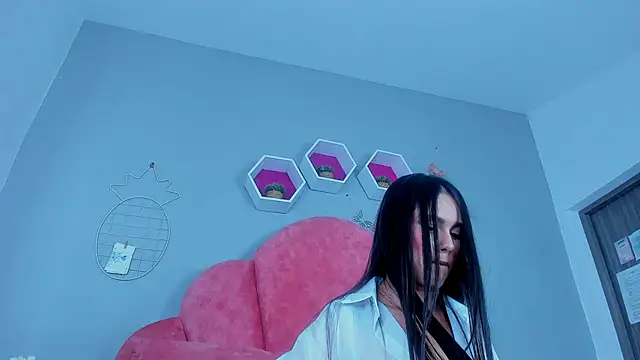 StefanyWilliams  online show from February 21, 2:39 am