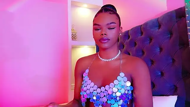 CamiEstrada online show from February 11, 7:08 pm