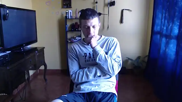 Snapshot of smith_lechosoxxx chatting on October 22, 11:21 am smith lechosoxxx online show from October 22, 11:21 am