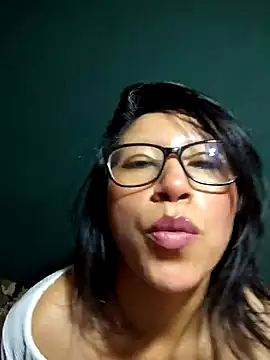 Giviper1 online show from December 28, 2:22 am