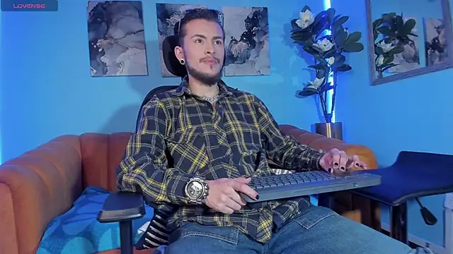  hairybeard  online show from September 13, 6:35 am