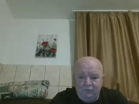 Snapshot of fullballs6 chatting on January 21, 4:32 am fullballs6 online show from January 21, 4:32 am