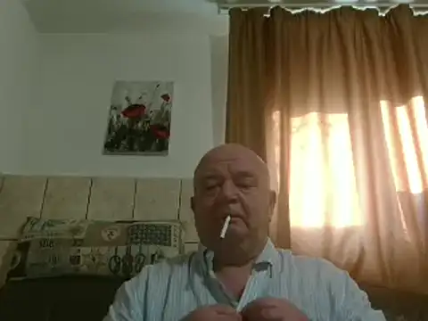 Snapshot of fullballs6 chatting on January 28, 6:27 am fullballs6 online show from January 28, 6:27 am