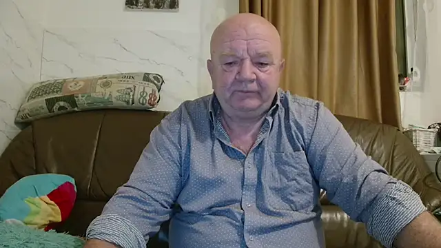 fullballs6 online show from December 19, 3:02 am