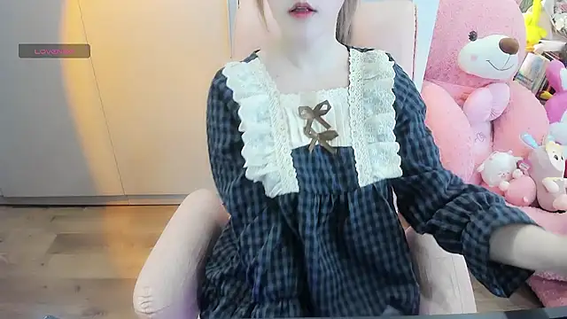  Dau  online show from January 4, 5:05 pm