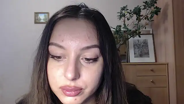 courtneyPerfect online show from January 20, 2:57 pm