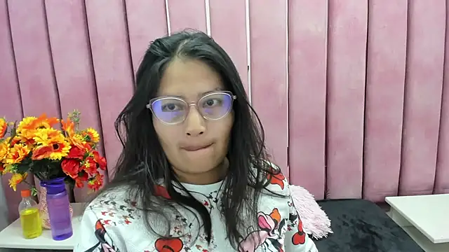 Snapshot of Miaa_Smiith_ chatting on October 24, 3:14 am Miaa Smiith online show from October 24, 3:14 am